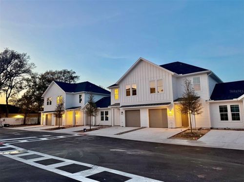 3812 Fern Hollow Place, Tampa, FL, 33614 | Card Image