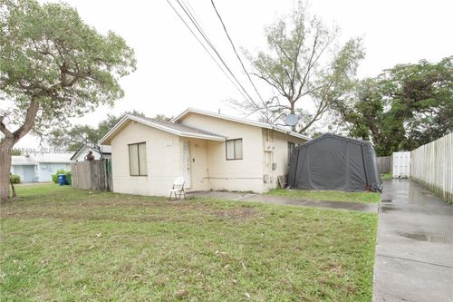 20117 Sw 88th Ct, Cutler Bay, FL, 33189-1876 | Card Image