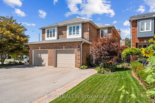 55 Fellowes Cres, Waterdown, ON, L8B0M1 | Card Image