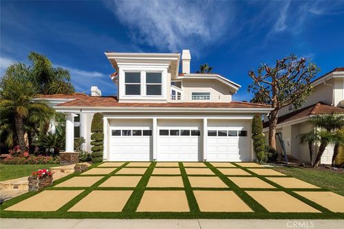 6 Harbor Pointe Dr, Corona del Mar, CA, 92625-1332 | Card Image