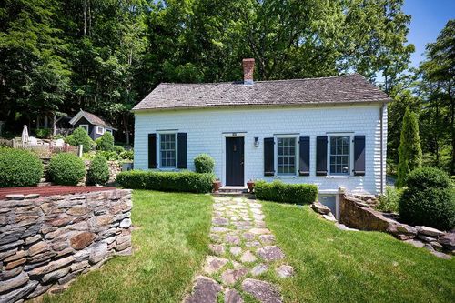 380 Rushmore Rd, Stormville, NY, 12582-5330 | Card Image