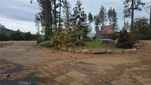 8917 Skyway, Paradise, CA, 95969-2112 | Card Image