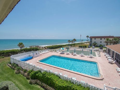 apt-a19-5400 Highway A1a, Vero Beach, FL, 32963-1022 | Card Image
