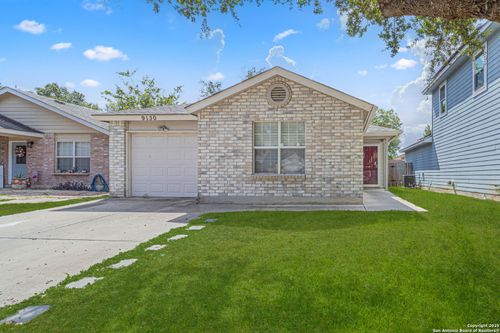 9130 Village Brown, San Antonio, TX, 78250-4939 | Card Image