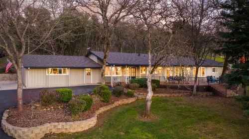 3310 Oak Creek Ct, Auburn, CA, 95603-9085 | Card Image