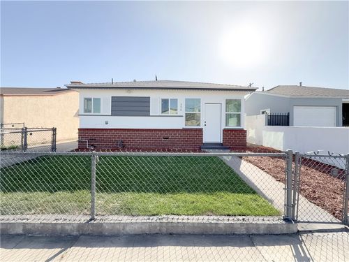 220 W 98th St, Los Angeles, CA, 90003-4111 | Card Image