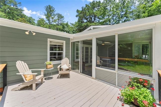 6875 Sunny Brook Ln, House other with 3 bedrooms, 2 bathrooms and 2 parking in Sandy Springs GA | Image 38