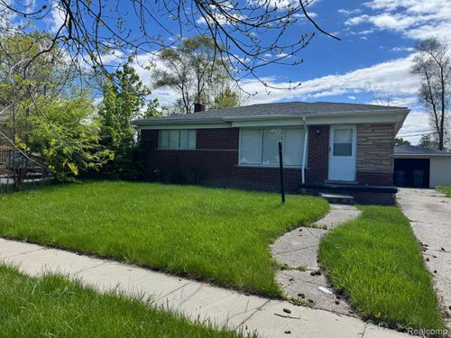 1913 Basil Ln, Flint, MI, 48504-7069 | Card Image