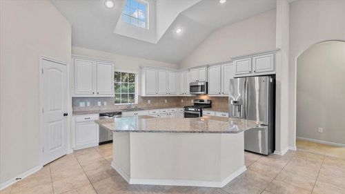 11303 Crestbrook Park Ln, Tomball, TX, 77375-2251 | Card Image