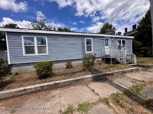 1136 Main St, Leeds, NY, 12451-7703 | Card Image