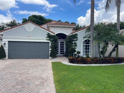 7947 Lando Ave, Boynton Beach, FL, 33437-6359 | Card Image