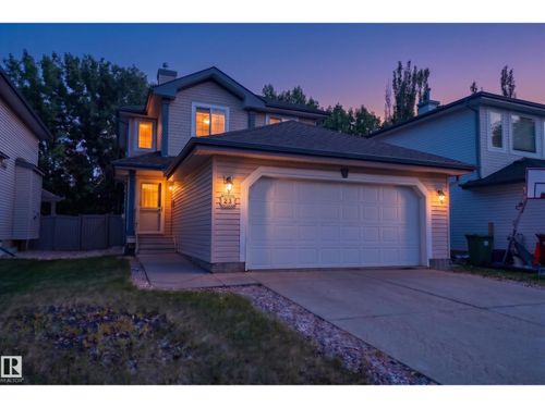 23 English Way, St Albert, AB, T8N7G6 | Card Image