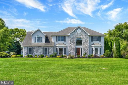 180 Meadow Ln, MECHANICSBURG, PA, 17055-9527 | Card Image