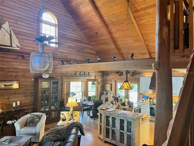 Living / Dining / Kitchen | Image 9