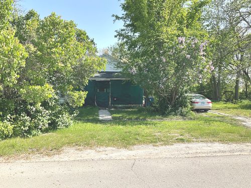 207 W Williams St, Dwight, IL, 60420-1245 | Card Image