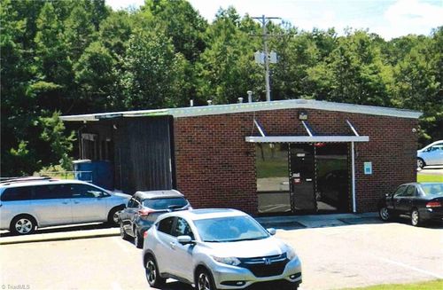 2355 N Fayetteville St, Asheboro, NC, 27203-3062 | Card Image