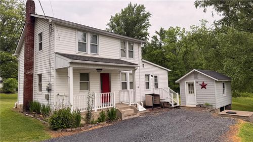 1015 Bocci Club Rd, Pen Argyl, PA, 18072-9648 | Card Image