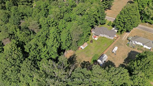 729 6th Concession Rd Enr, Clear Creek, ON, N0E1C0 | Card Image