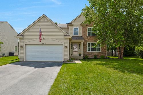 9562 Bristol Ln, Huntley, IL, 60142-2466 | Card Image