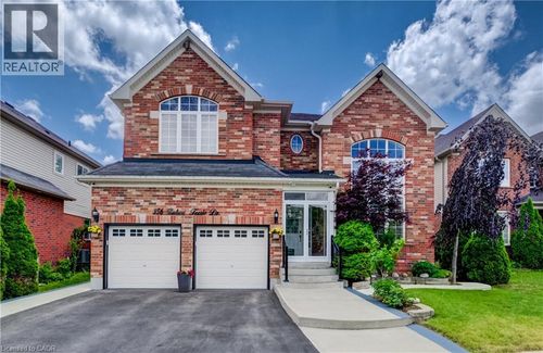 356 Robert Ferrie Dr, Kitchener, ON, N2P2Y6 | Card Image