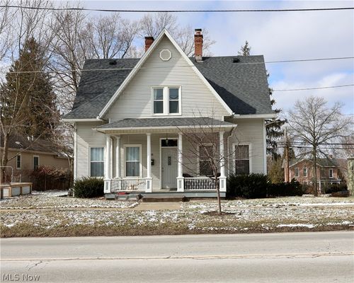 216 S Clay St, Millersburg, OH, 44654-1326 | Card Image