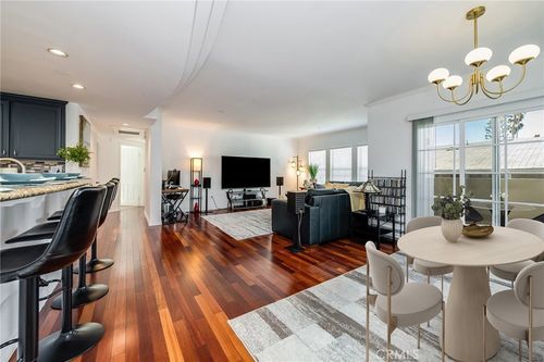 305-4832 Whitsett Ave, Valley Village, CA, 91607-3512 | Card Image