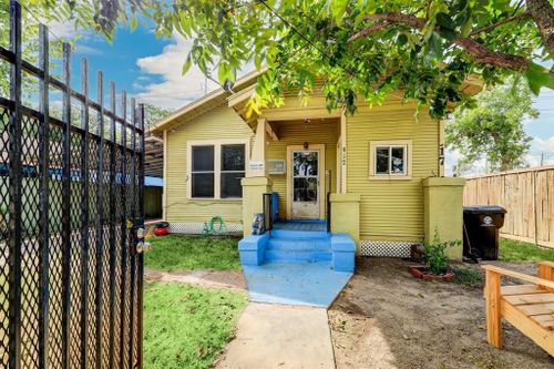 917 Terminal Street, Houston, TX, 77011 | Card Image