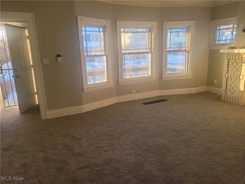 dn-3391 E 134th St, Cleveland, OH, 44120-3959 | Card Image