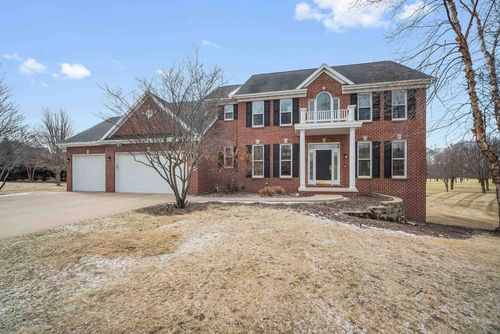 24 Whispering Springs Court, Fond Du Lac, WI, 54937 | Card Image