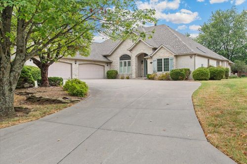 1135 N Chelmsworth Ln, Springfield, MO, 65802-2461 | Card Image
