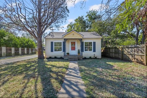 603 W 2nd St, Cleburne, TX, 76033-4717 | Card Image
