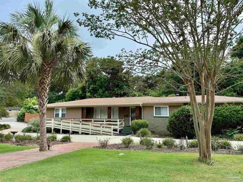 111 Euclid St, Pensacola, FL, 32503-2857 | Card Image