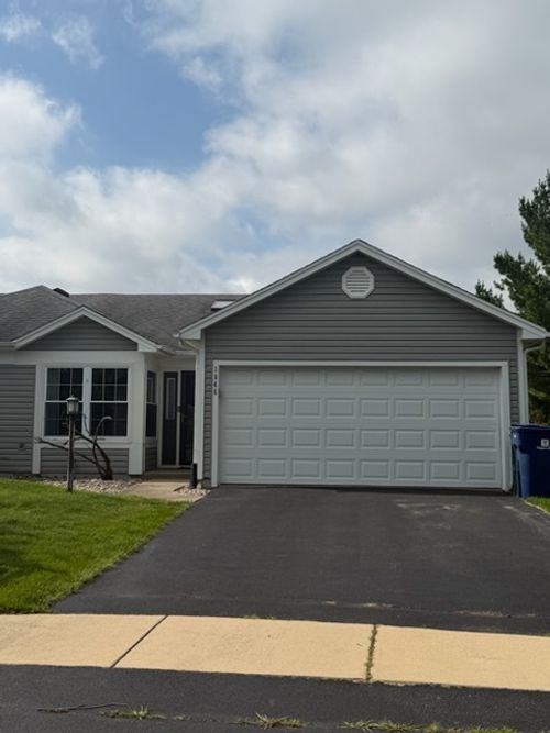 1846 Shetland Rd, Naperville, IL, 60565-1784 | Card Image