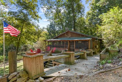 404 Sickler Road, House other with 1 bedrooms, 2 bathrooms and 6 parking in Hohenwald TN | Image 2