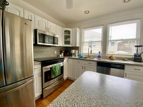32-30-32 Moulton Rd, Arlington, MA, 02476 | Card Image