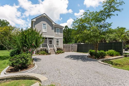 187 N 7th St, Santa Rosa Beach, FL, 32459-3887 | Card Image