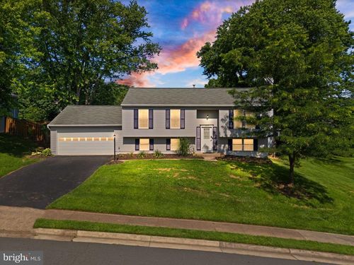 209 Rector St, STERLING, VA, 20164-1940 | Card Image