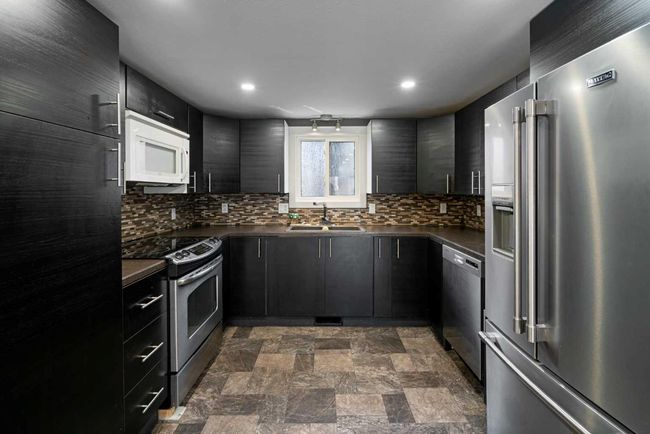 204 Red Wing Crescent, House other with 2 bedrooms, 1 bathrooms and 4 parking in Tillicum Beach AB | Image 11