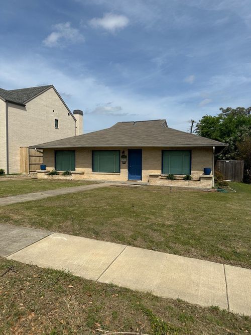6365 Malcolm Dr, Dallas, TX, 75214-3023 | Card Image
