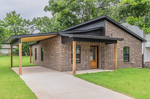 117 W Sears St, Denison, TX, 75021-3052 | Card Image