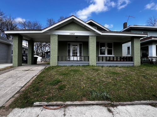 1052 Faxon Ave, Memphis, TN, 38105-2403 | Card Image