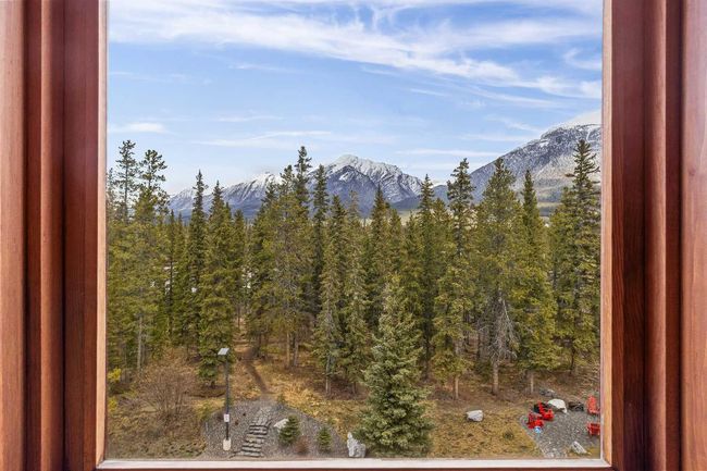 301 - 170 Crossbow Pl, Condo with 2 bedrooms, 2 bathrooms and 2 parking in Canmore AB | Image 6