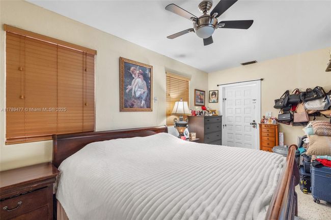 426 Sw 26 Th Rd, House other with 4 bedrooms, 3 bathrooms and null parking in Miami FL | Image 41