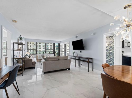 1509-5225 Collins Ave, Miami Beach, FL, 33140-2570 | Card Image