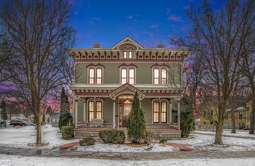 185 S Main St, Romeo, MI, 48065-5127 | Card Image