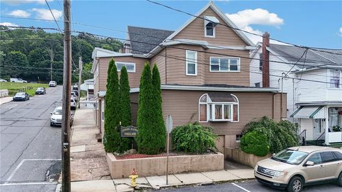 340 E Bertsch St, Lansford, PA, 18232-2110 | Card Image