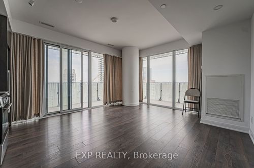 4306-42 Charles St E, Toronto, ON, M4Y0B7 | Card Image