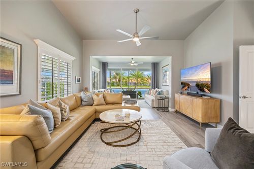 6533 Ilex Cir, NAPLES, FL, 34109-6856 | Card Image