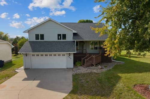 606 6th St S, Ellendale, MN, 56026-1018 | Card Image