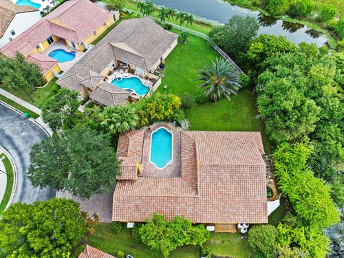 19820 Sw 7th Pl, Pembroke Pines, FL, 33029-1255 | Card Image